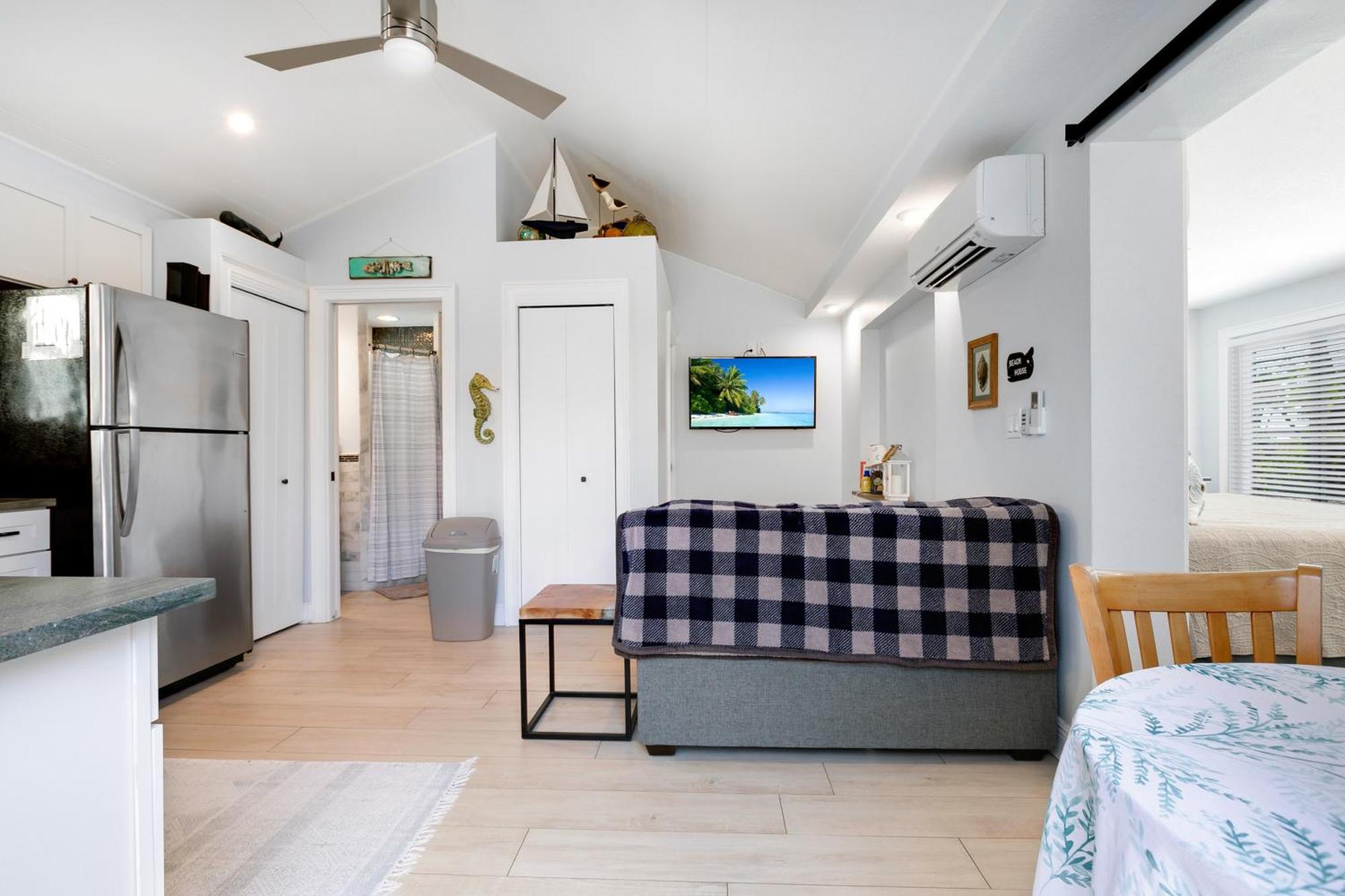 Tides Inn On The Bay Vacation Homes 브레이든턴비치 외부 사진