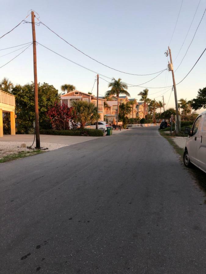 Tides Inn On The Bay Vacation Homes 브레이든턴비치 외부 사진