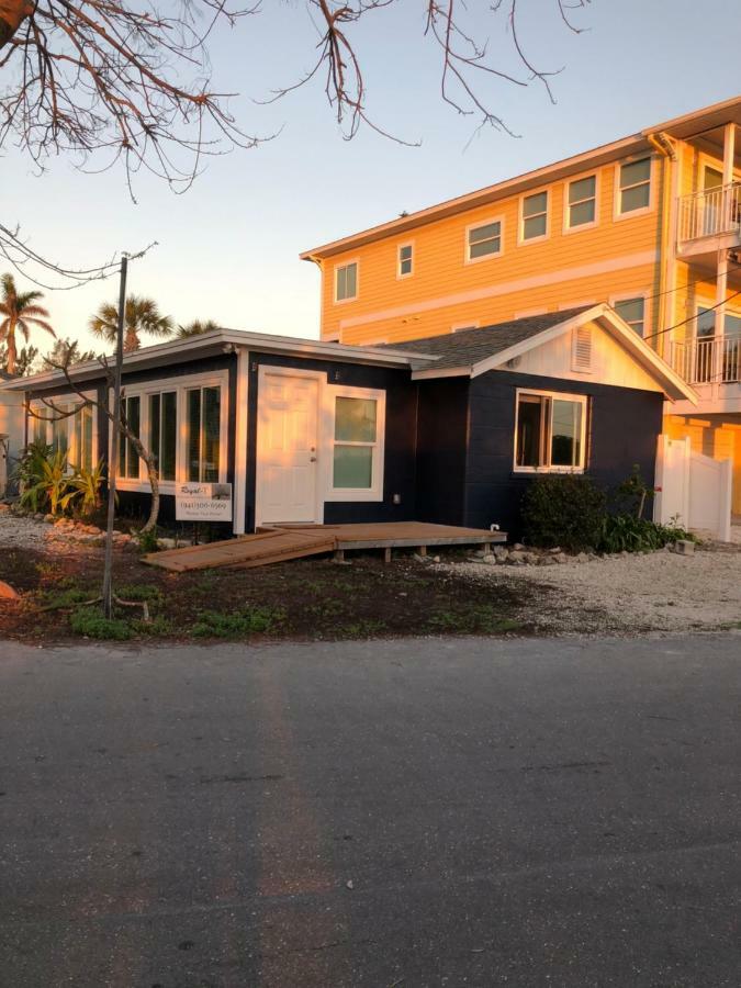 Tides Inn On The Bay Vacation Homes 브레이든턴비치 외부 사진